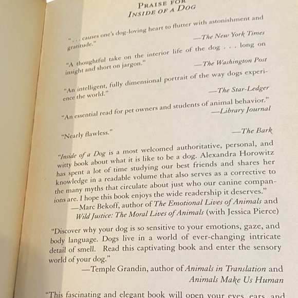 Inside of a Dog: What Dogs See, Smell, and Know - Picture 8 of 14